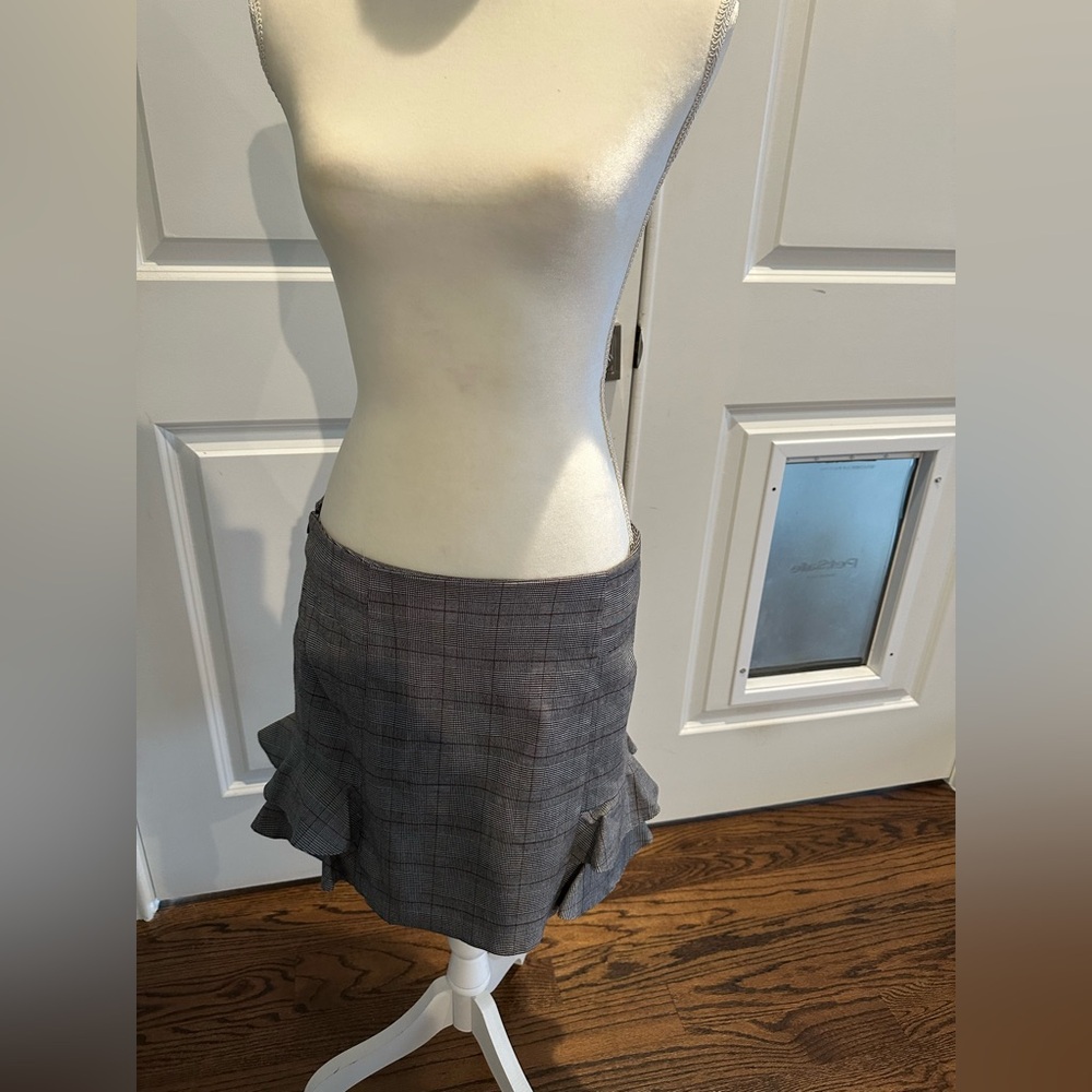 Vintage Y2K Grey Plaid Women's Skirt With Ruffles Size Medium